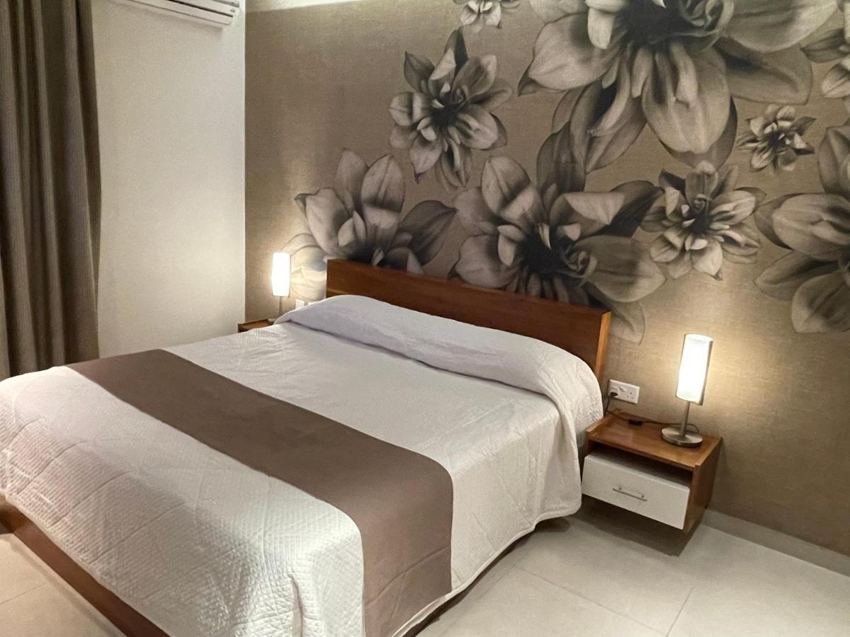Deluxe Apartment With Pool In The Heart Of St Pauls Bay St. Paul's Bay Esterno foto