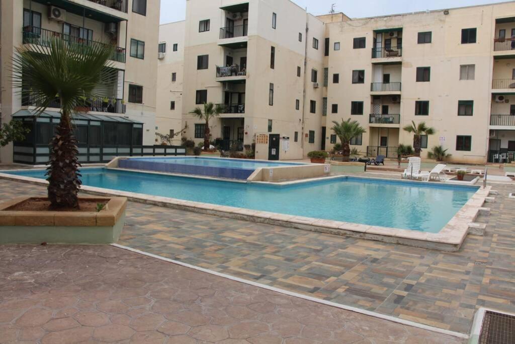 Deluxe Apartment With Pool In The Heart Of St Pauls Bay St. Paul's Bay Esterno foto