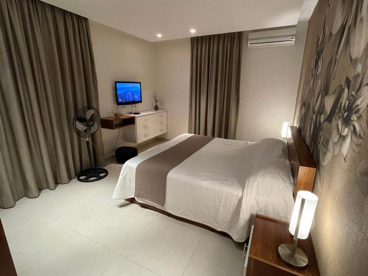 Deluxe Apartment With Pool In The Heart Of St Pauls Bay St. Paul's Bay Esterno foto